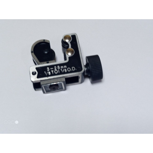 2-4-2 | VTC28 Труборез Value VTC-28 1/8